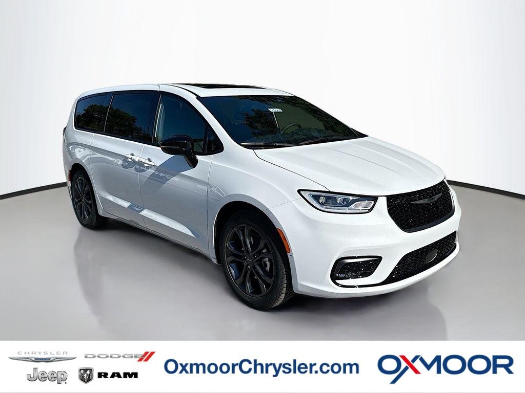 2026 Chrysler Pacifica