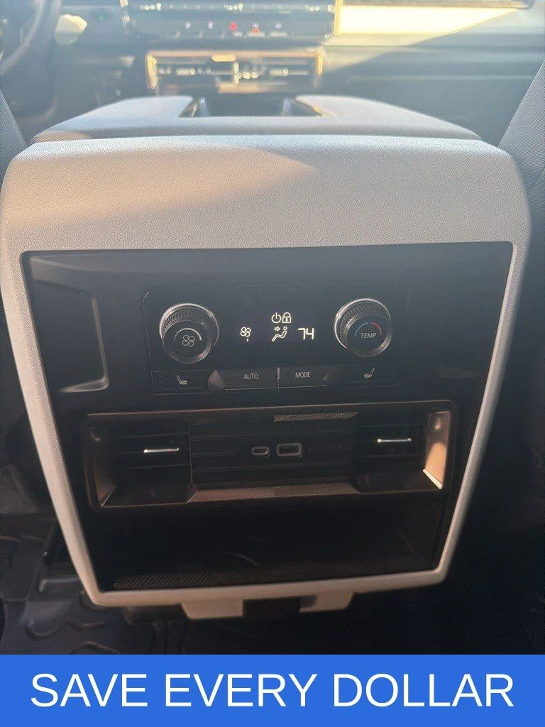 Used 2025 Black GMC 2X image 6