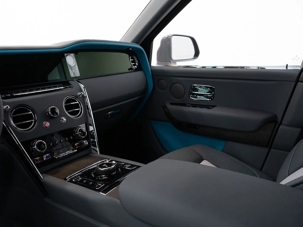 New 2027 Tempest Grey Rolls-Royce  image 36