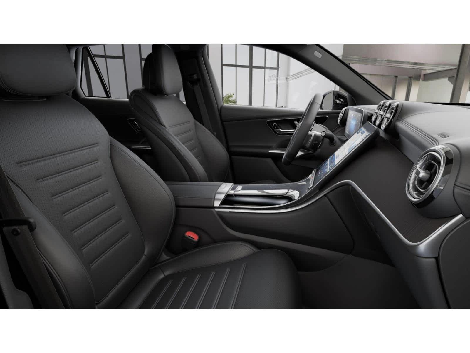 New 2027 Black Mercedes-Benz GLC 300 image 3