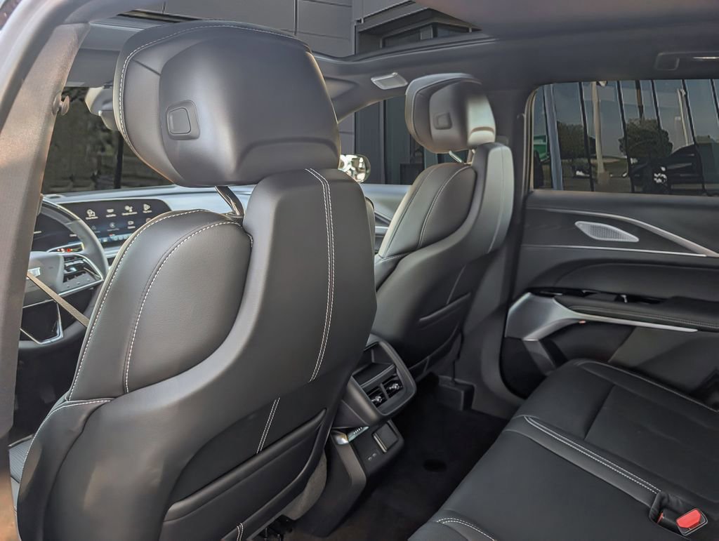 2026 Cadillac LYRIQ Premium Sport - Photo 13