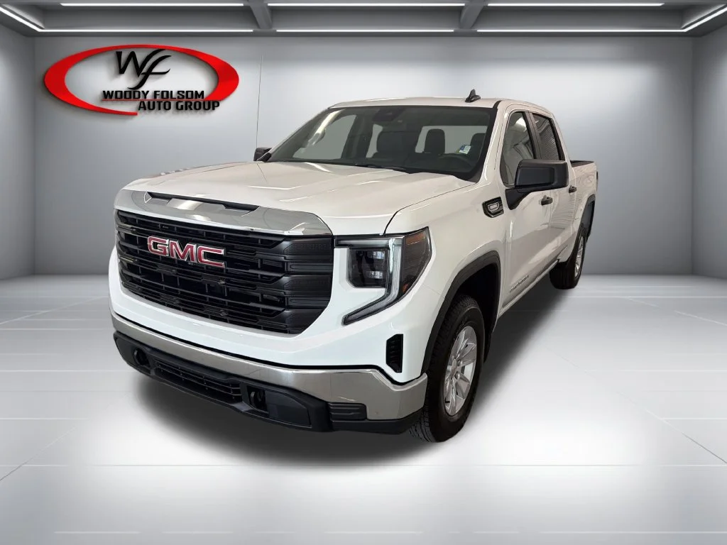 New 2026 Summit White GMC Pro image 3