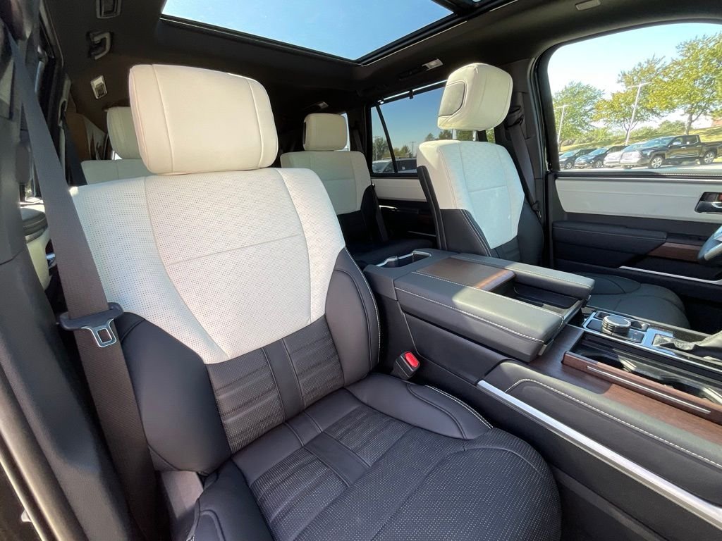 2025 Toyota Sequoia Capstone - Photo 15