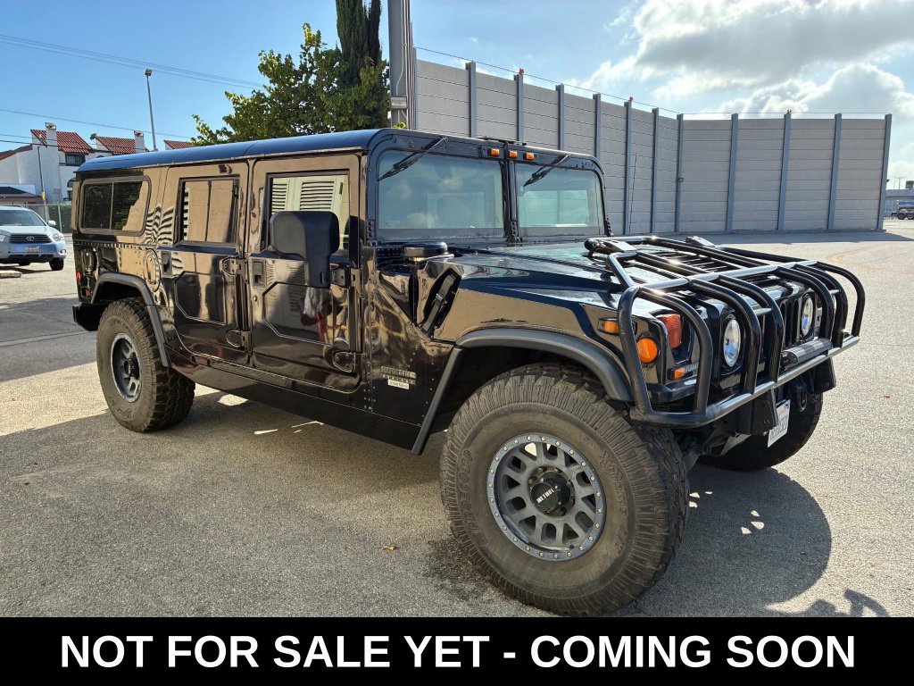 Used 2000 Black Hummer Wagon image 1