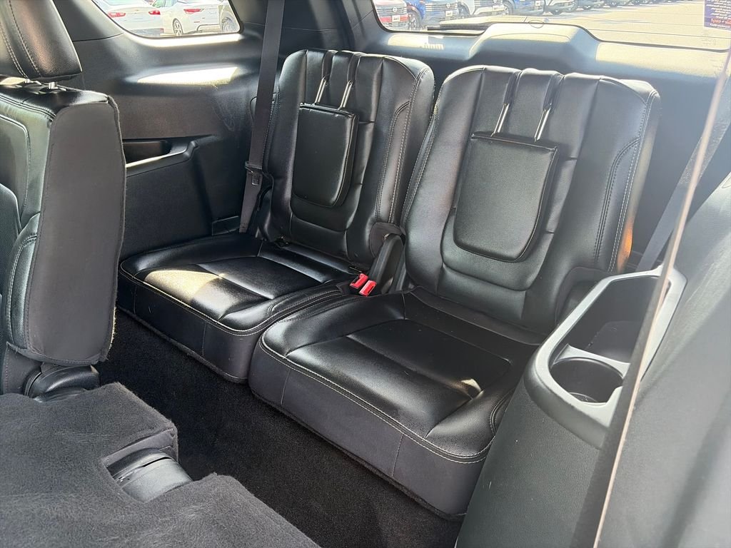 Used 2018 Black Ford Limited image 37