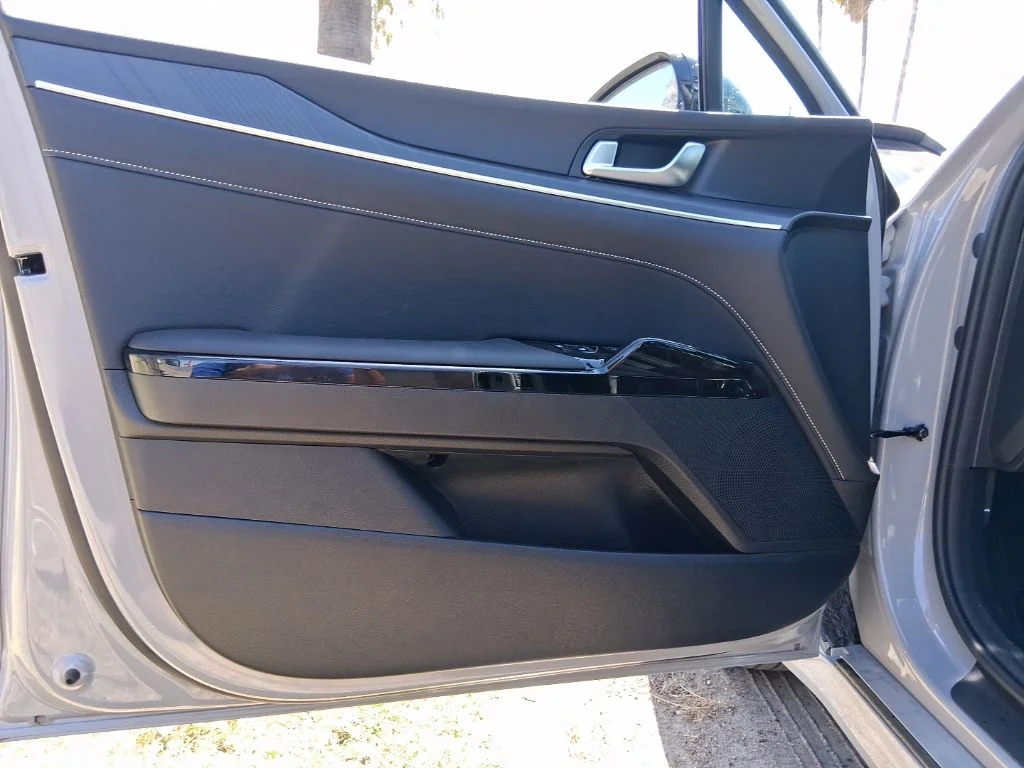 New 2026 Gray Kia GT-Line image 7