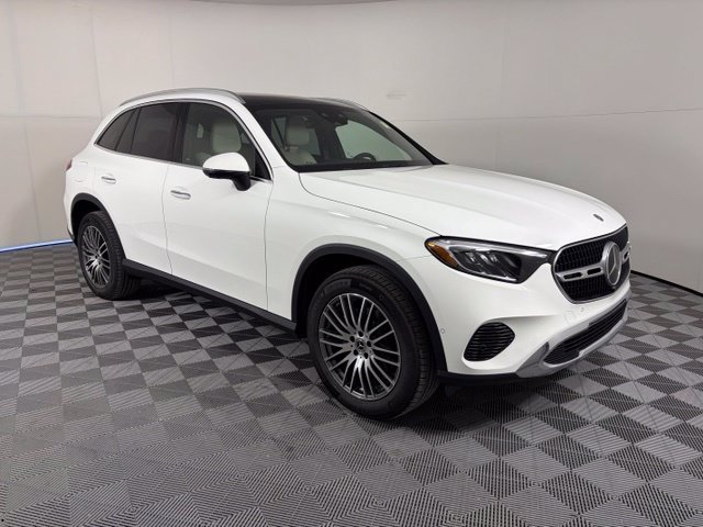 2027 Mercedes-Benz GLC Base