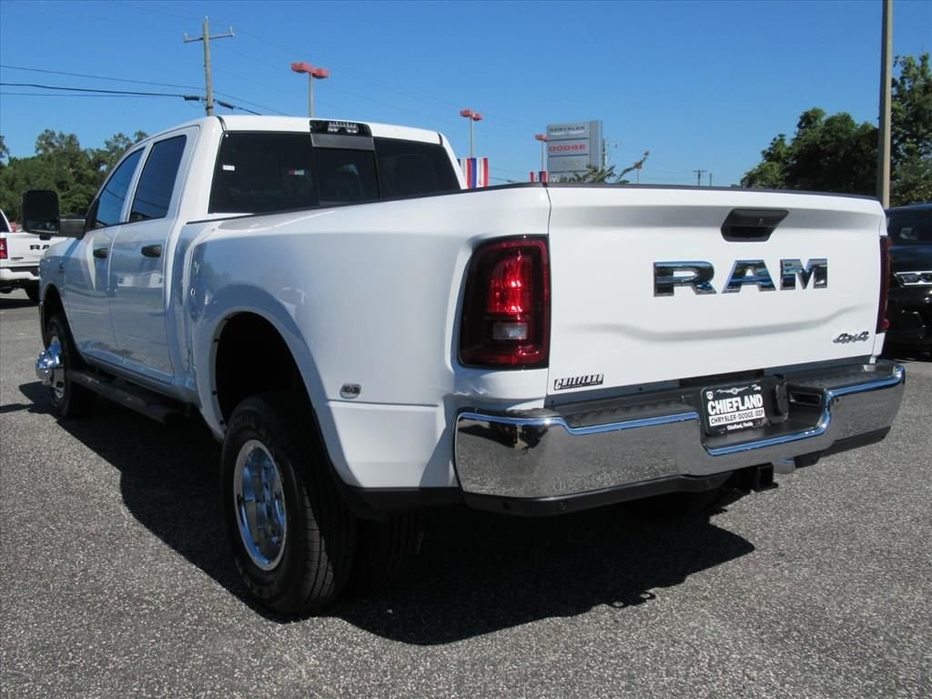 New 2026 Bright White Clear-Coat Exterior Paint RAM Tradesman image 5