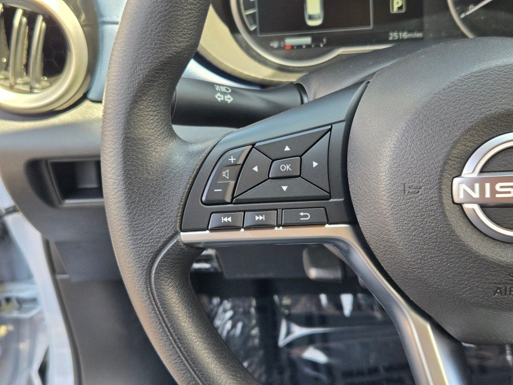 2025 Nissan Versa Sedan SV - Photo 27