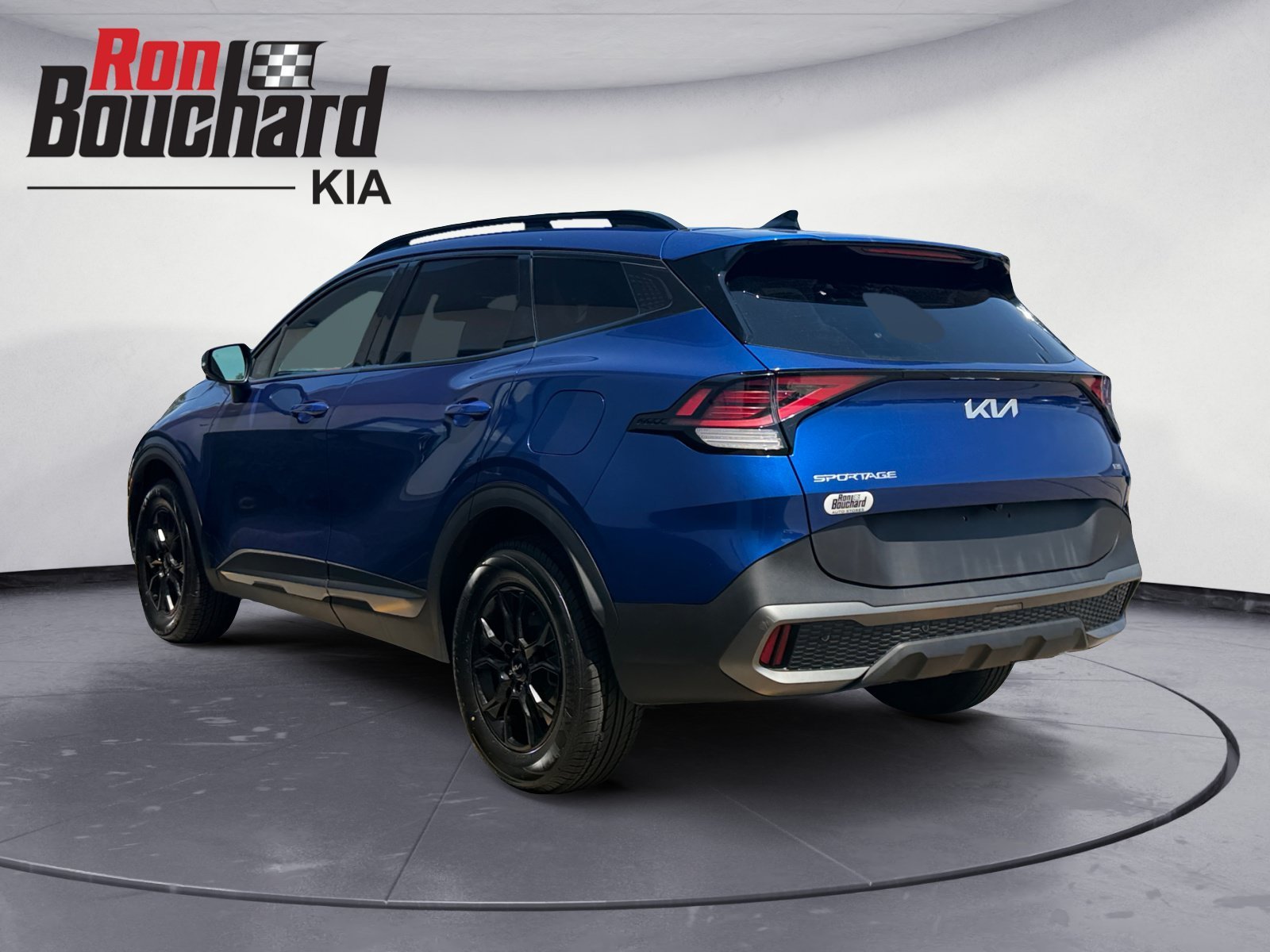 Used 2023 Sapphire Blue Kia X-Pro Prestige image 4