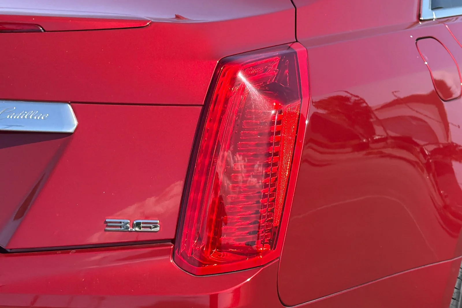 Used 2014 Red Cadillac 3.6L Luxury image 41