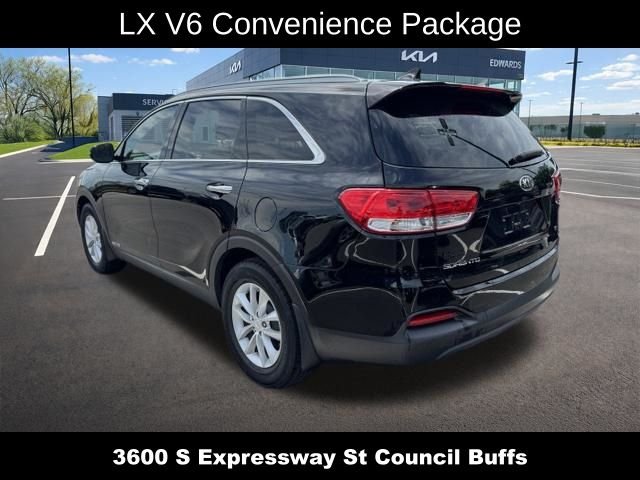 Used 2018 Black Kia LX image 6
