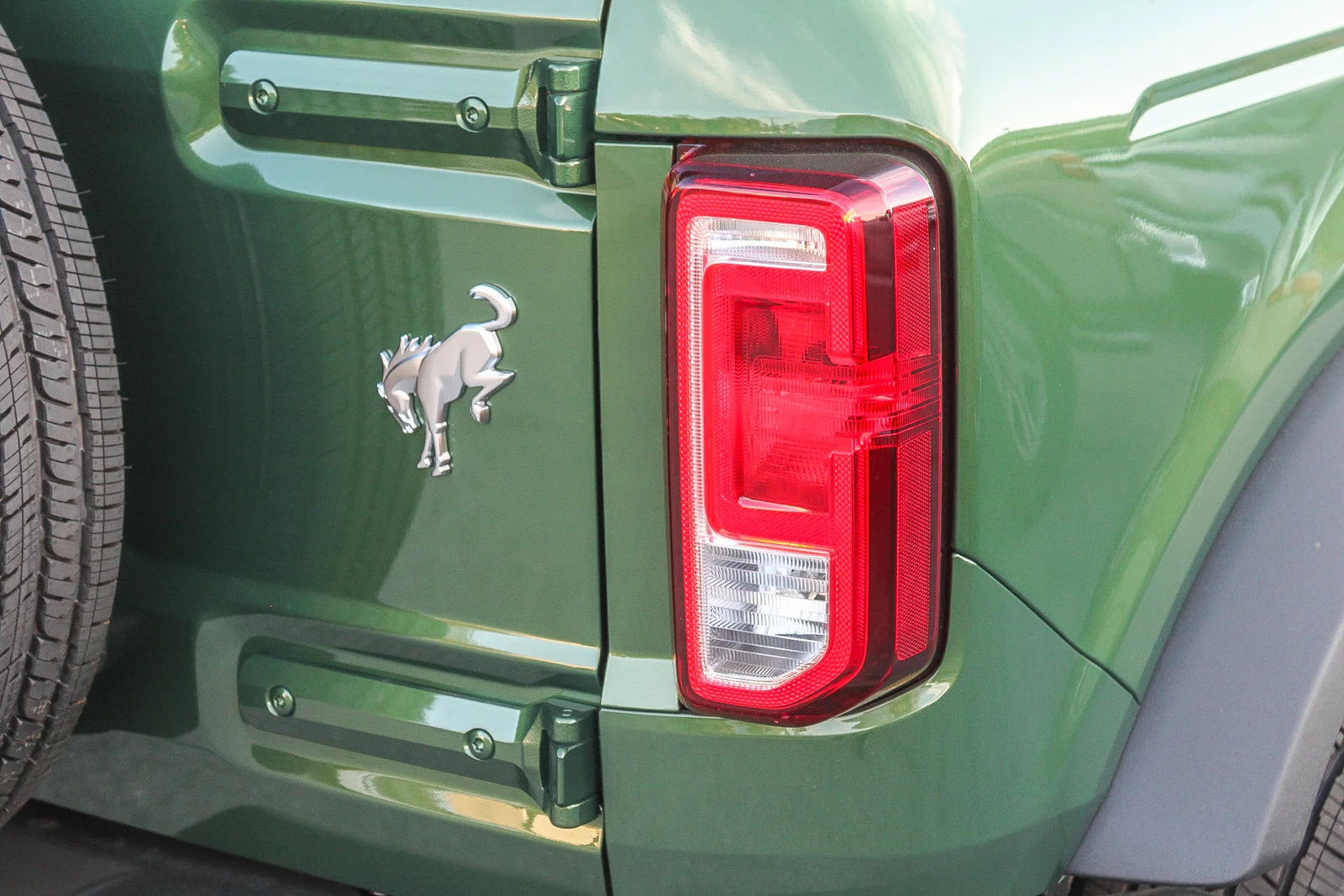 New 2025 Eruption Green Metallic Ford Base image 9