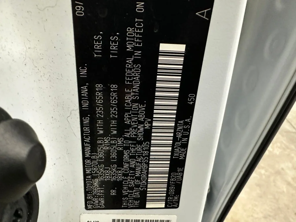 Used 2023 Wind Chill Pearl Toyota L image 37