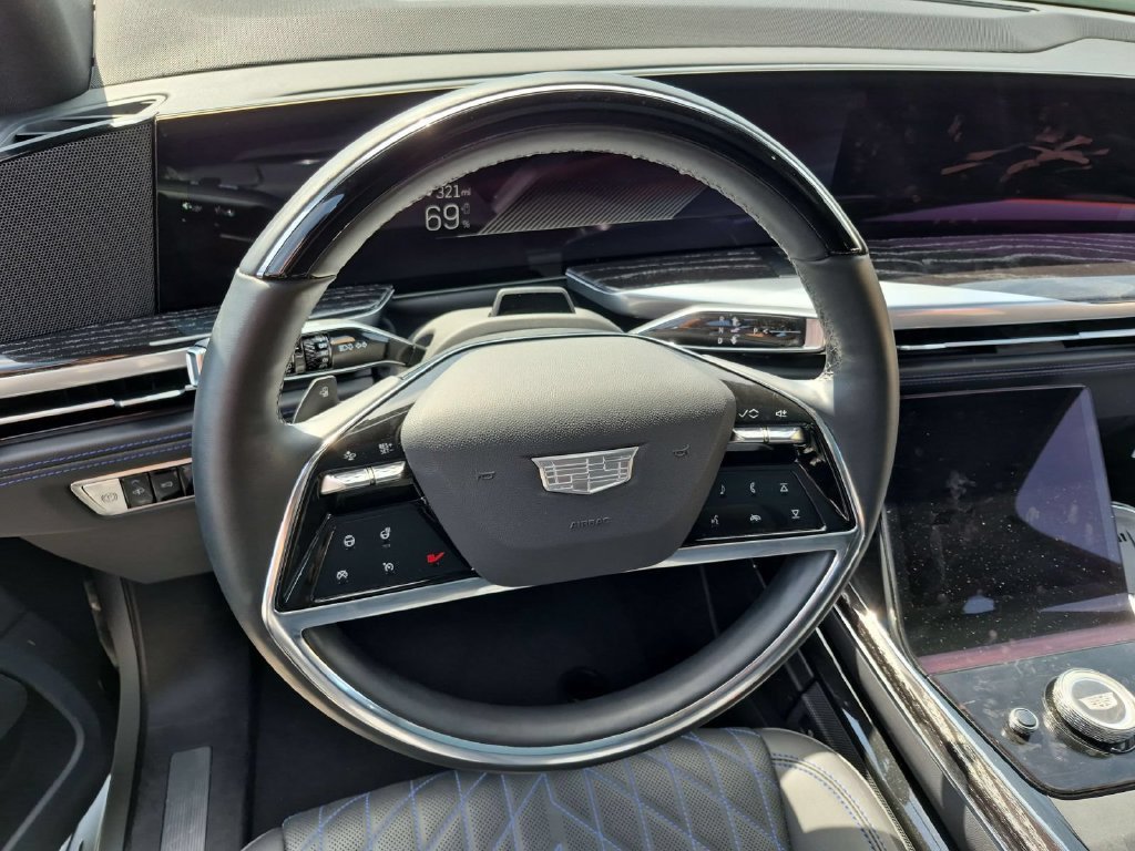 2026 Cadillac Escalade IQL Sport - Photo 10