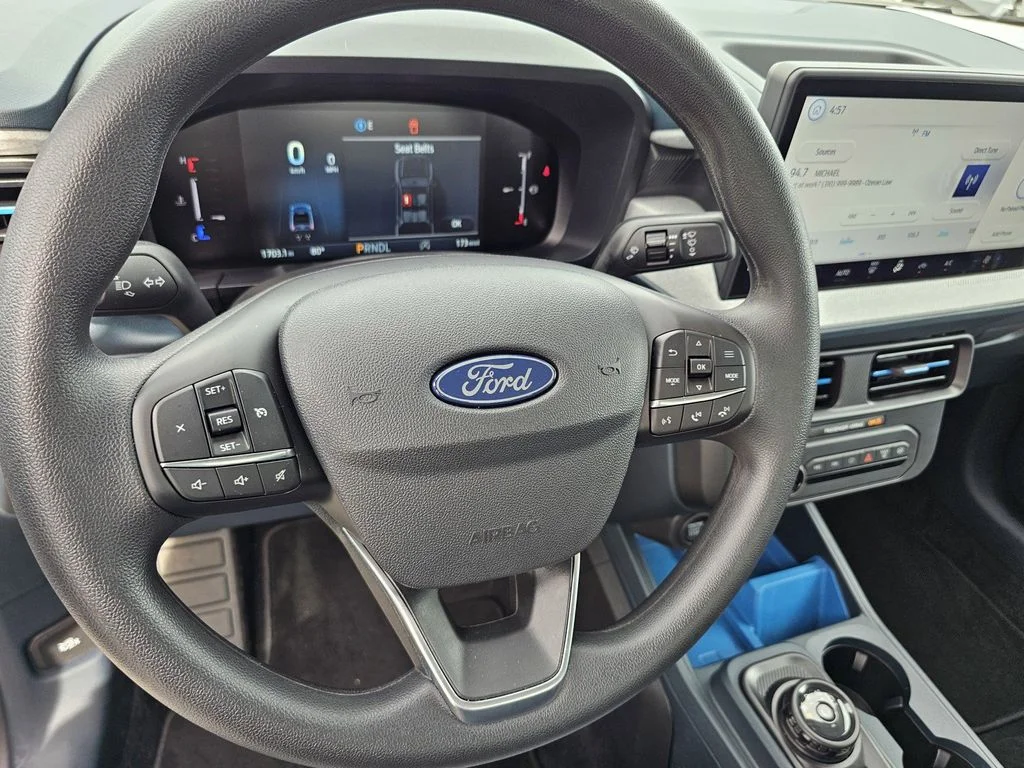 Used 2026 Oxford White Ford XLT image 27