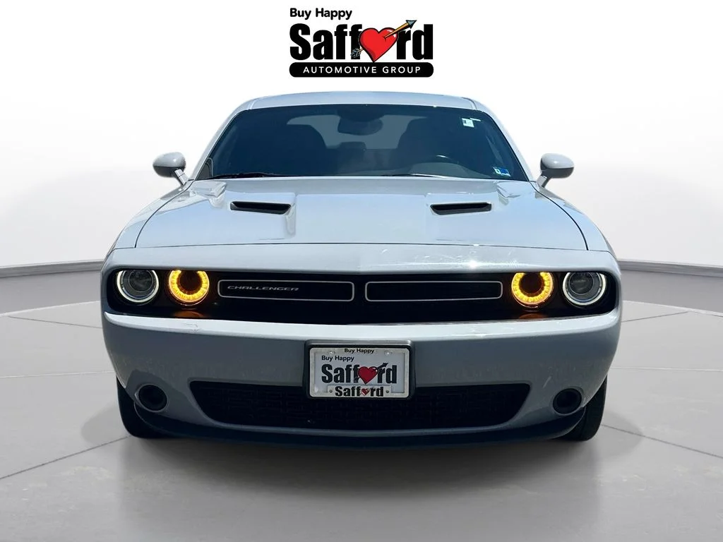 Used 2021 Gray Dodge SXT image 8