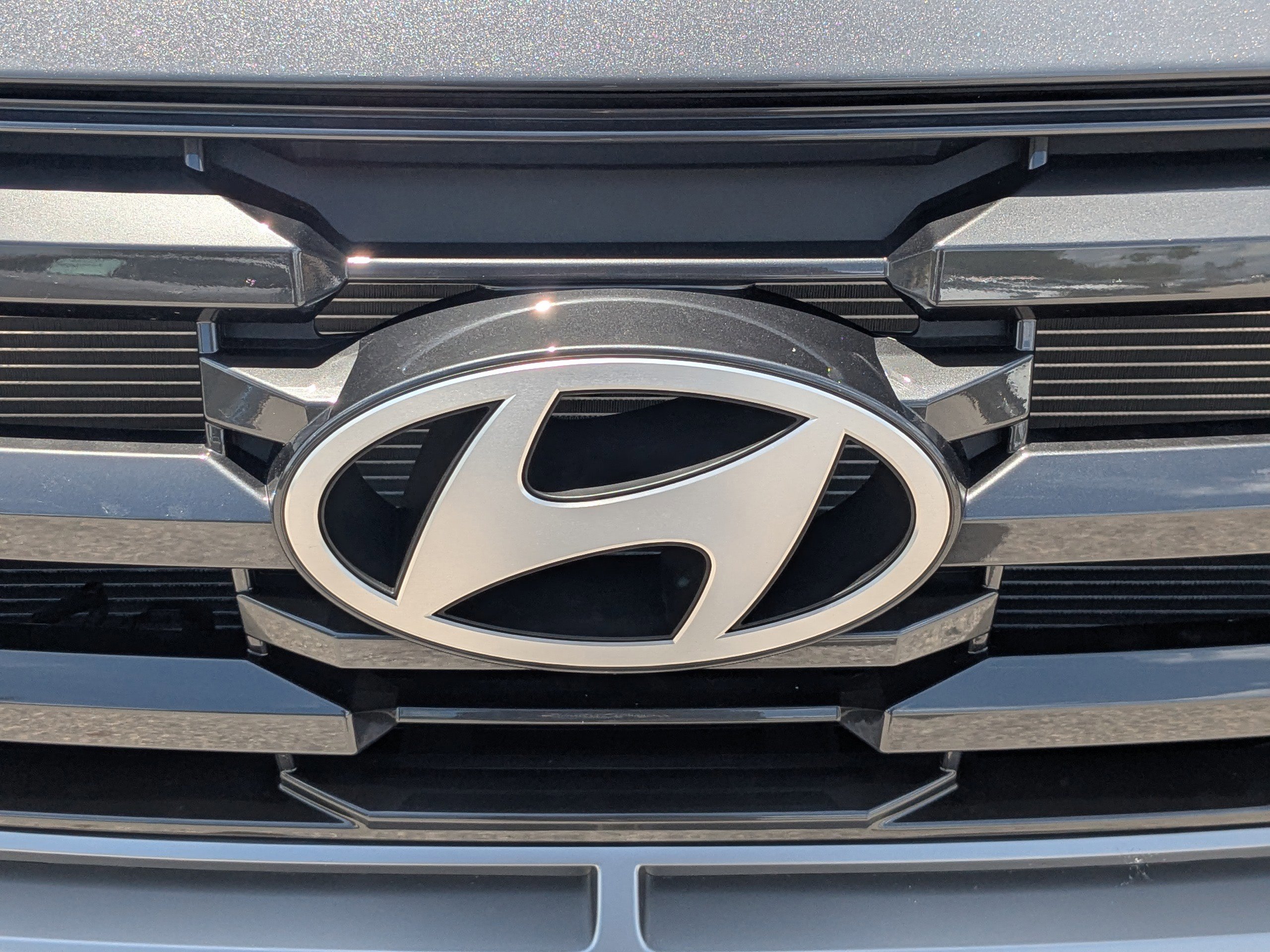New 2026 Ecotronic Gray Hyundai SEL Premium FWD image 13
