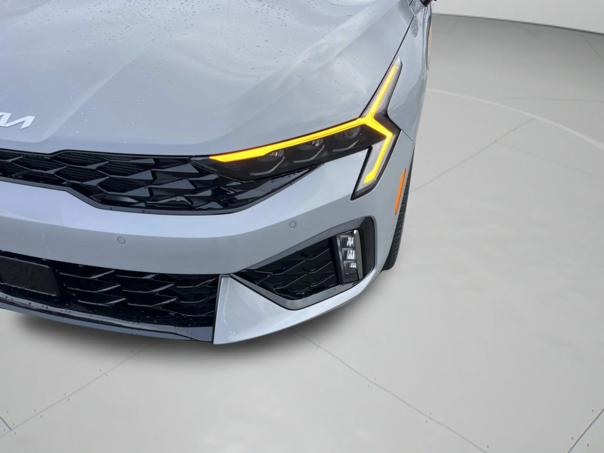 New 2026 Wolf Gray Kia GT-Line image 9
