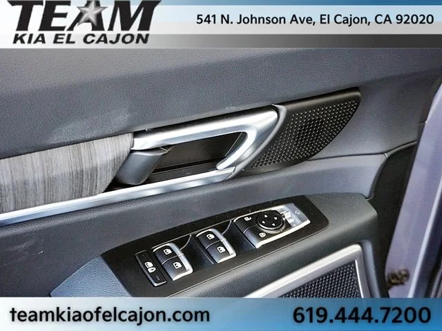 Used 2025 Silver Kia EX FWD image 25