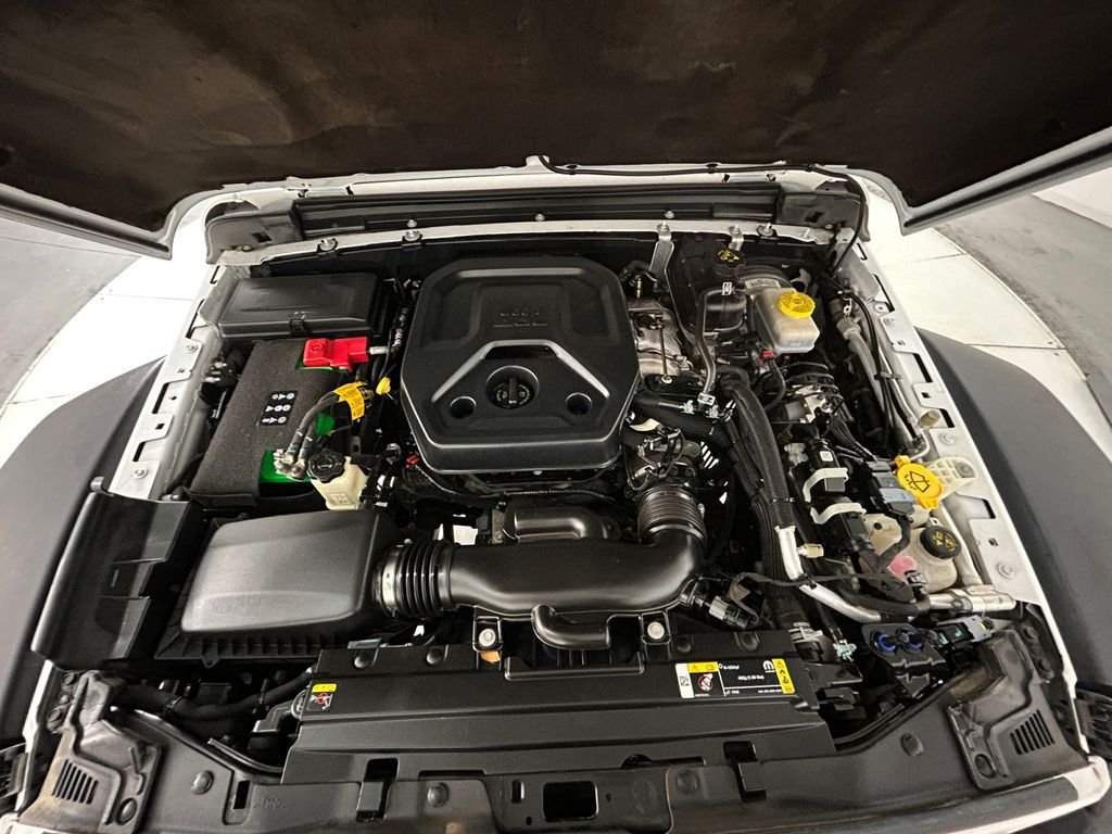 Used 2023 White/off-white Jeep Rubicon image 21