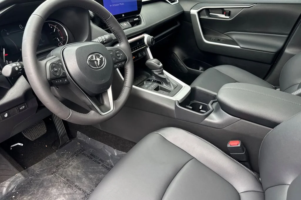 Used 2025 Black Toyota XLE Premium image 14
