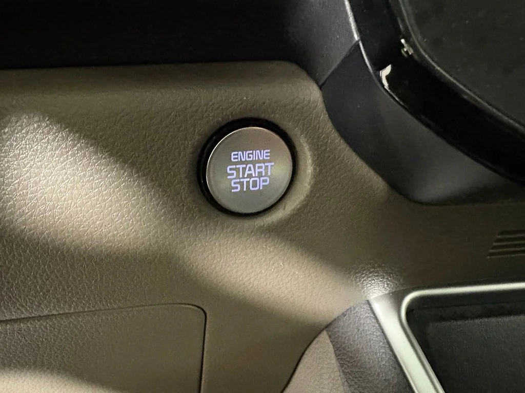 Used 2025 Gray Kia LXS image 26