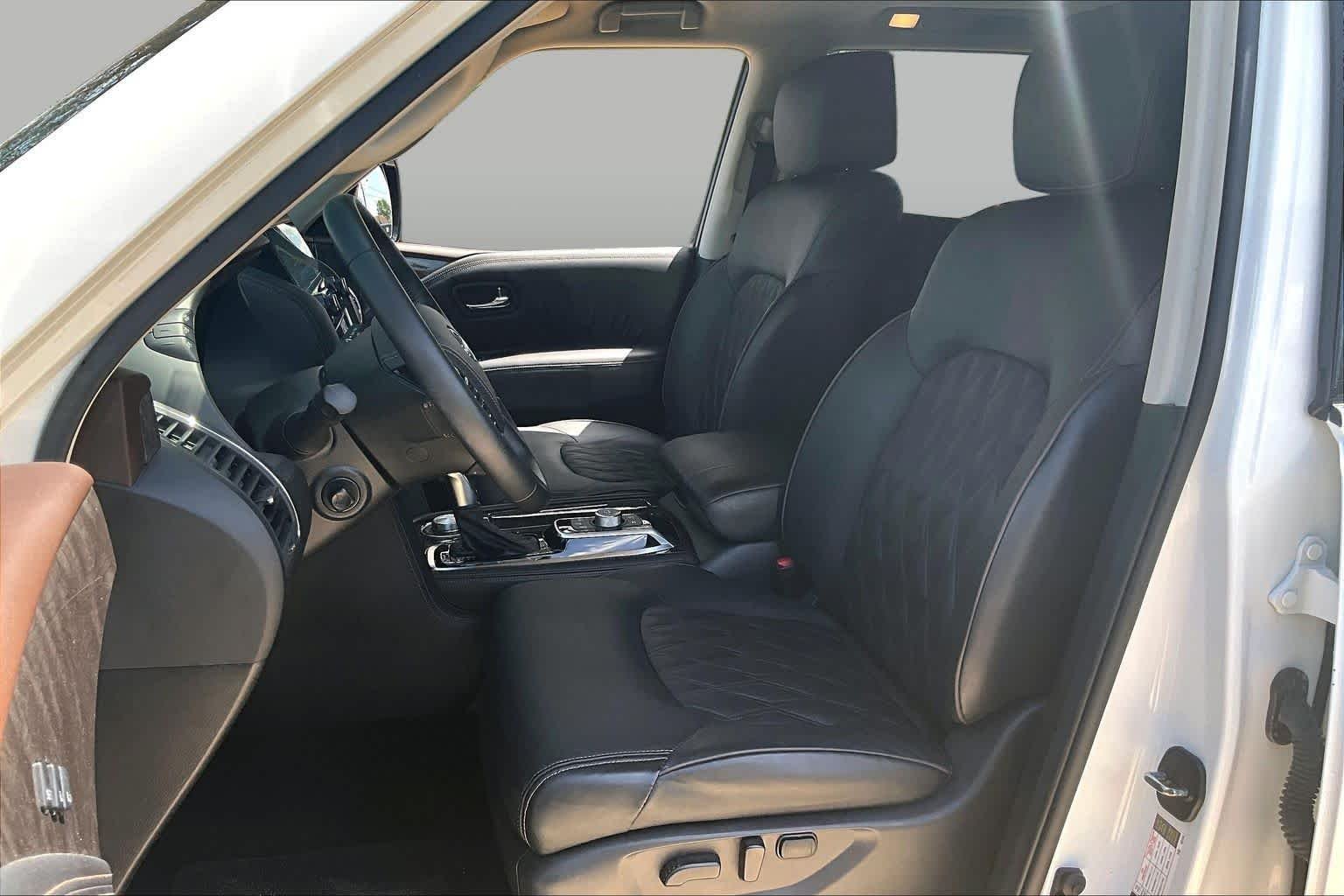 Certified Used 2022 Aspen White TriCoat Pearl Nissan Platinum image 10