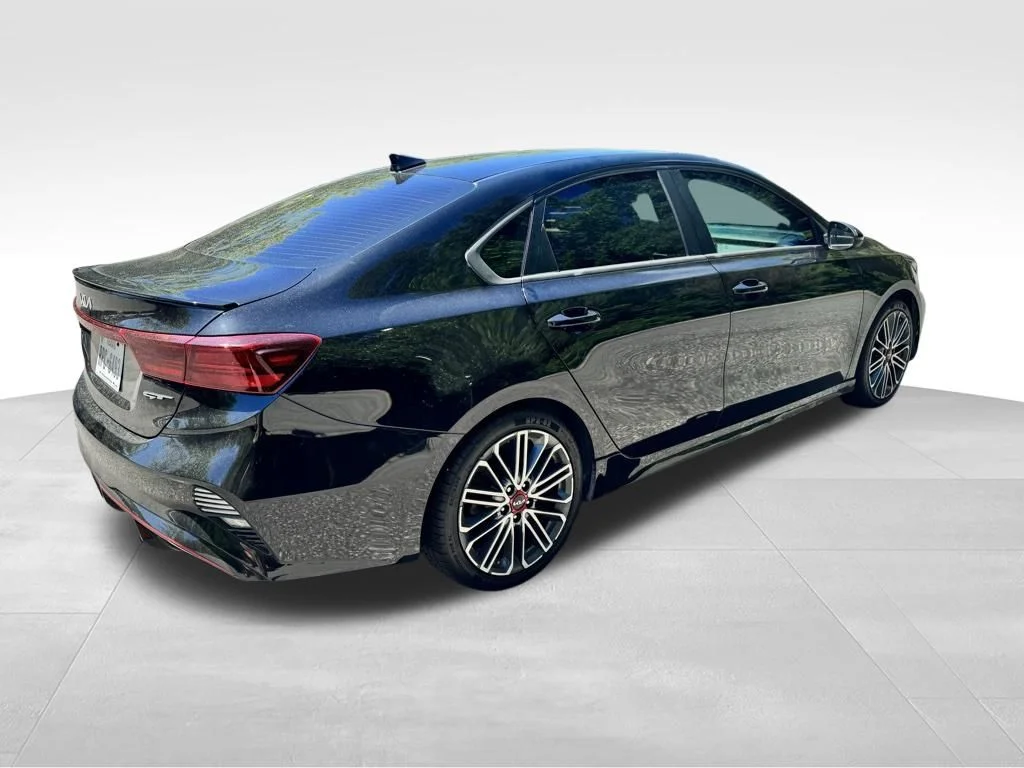 Used 2022 Black Kia GT image 7