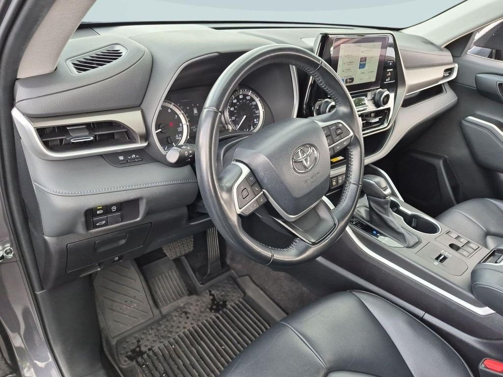Used 2023 Magnetic Gray Metallic Toyota XLE image 11