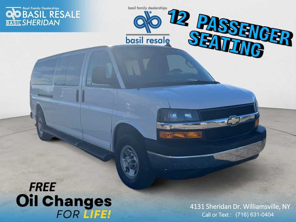 2023 Chevrolet Express Passenger LT