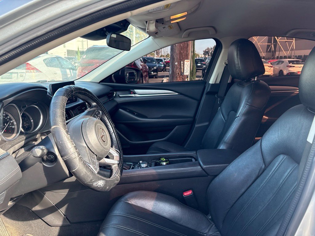 Used 2018 Sonic Silver Metallic Mazda Sport image 12