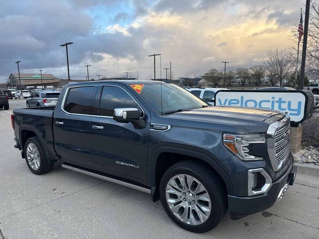 2020 GMC Sierra 4WD Crew Cab Short Box Denali's photo