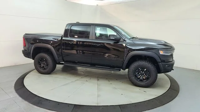New 2026 Diamond Black Crystal Pearl-Coat Exterior Paint RAM RHO image 13