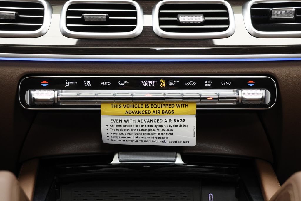 New 2026 MANUFAKTUR Moonlight White Metallic Mercedes-Benz GLS 450 image 27
