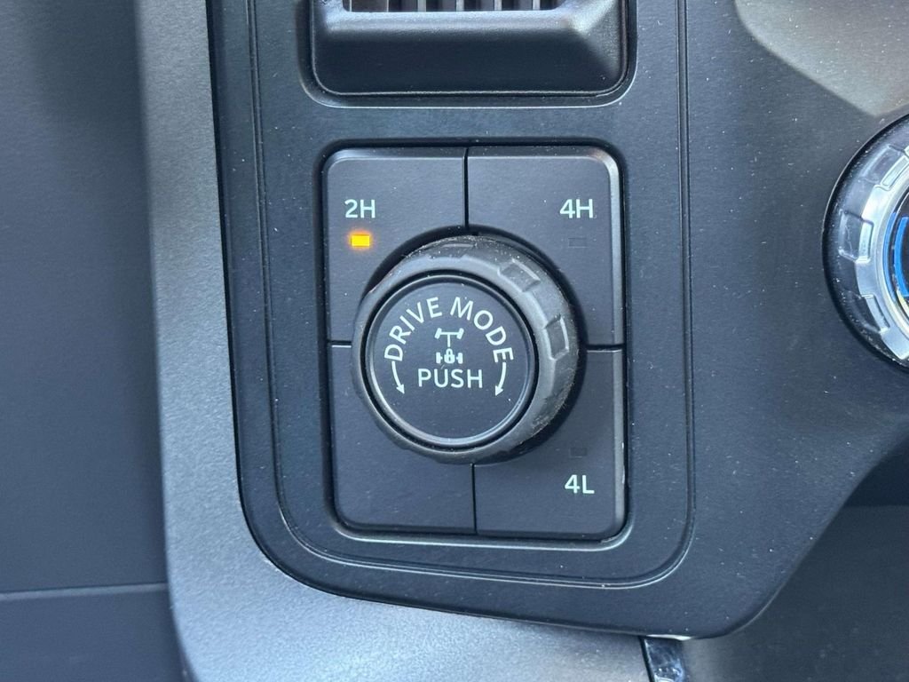 Used 2025 White Ford XLT image 8