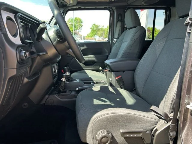 Used 2026 Beige Jeep Sport image 23