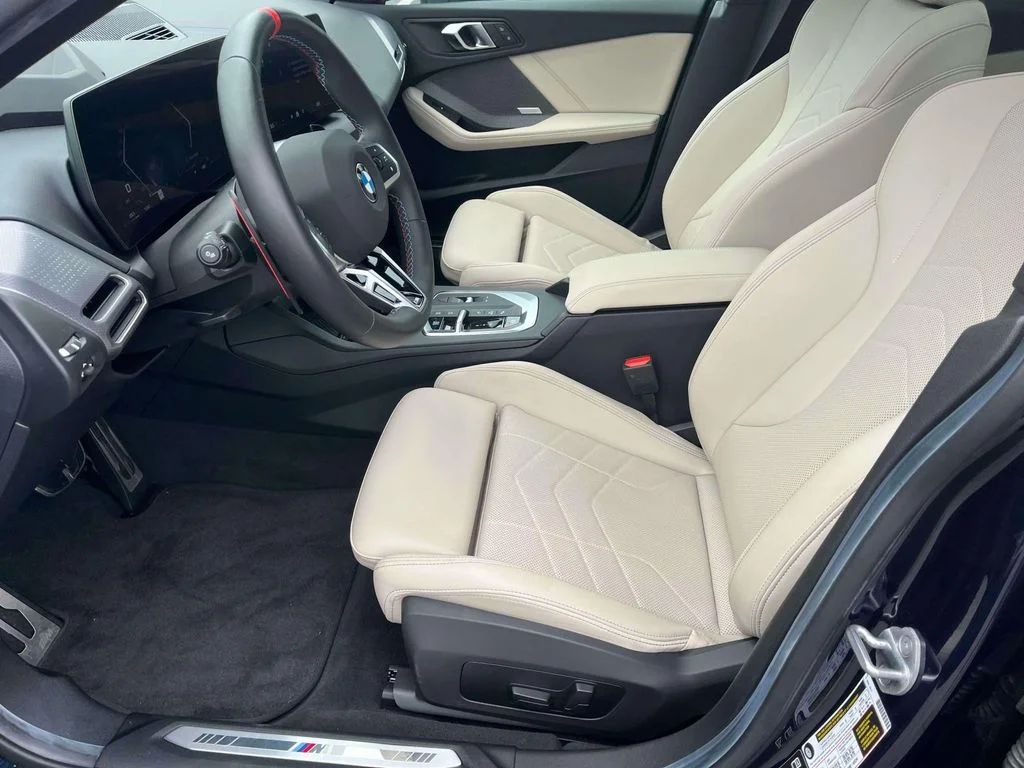 2025 BMW 2 Series M235 - Photo 9