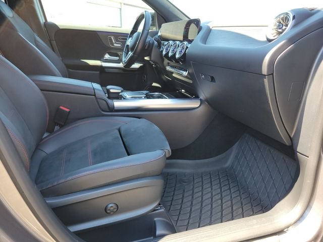 Used 2023 Gray Mercedes-Benz GLA 250 image 12