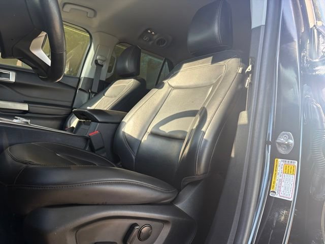 Used 2023 Black Metallic Ford XLT image 5