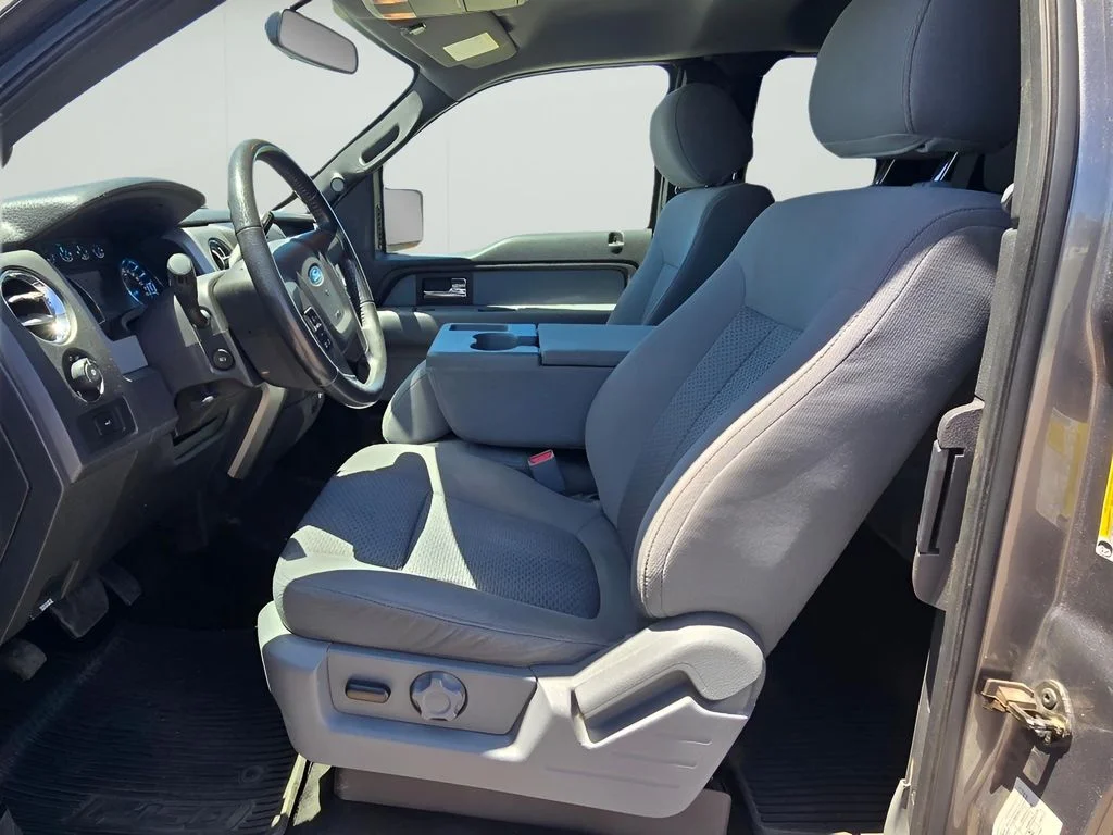 Used 2013 STERLING GRAY METALLIC Ford XLT image 17