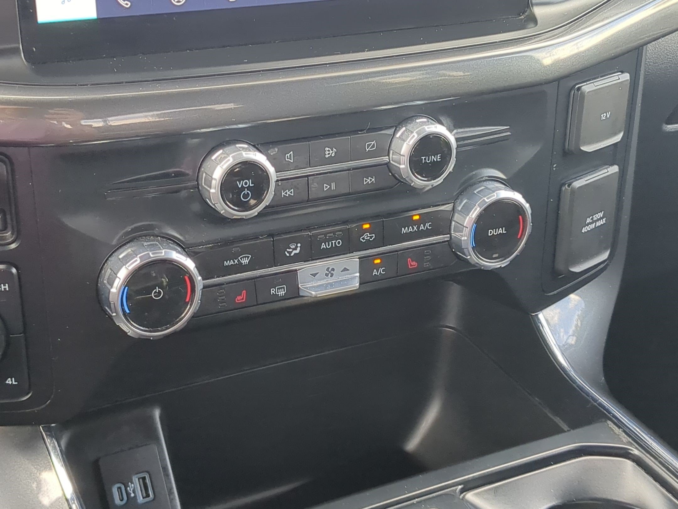 Used 2023 Blue Ford XLT image 24
