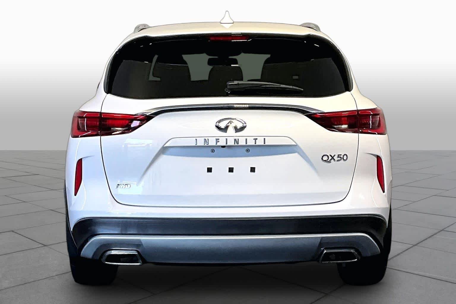 Pre-Owned 2019 INFINITI QX50 LUXE