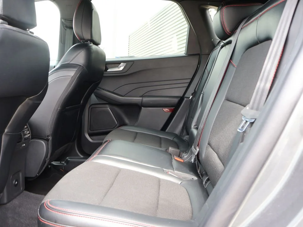 Used 2025 Gray Ford ST-Line image 18