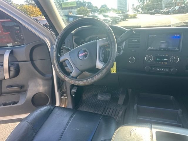 Used 2011 Silver GMC SLE image 18