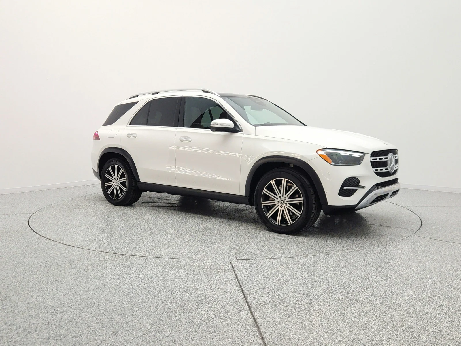 Certified Used 2024 Polar White Mercedes-Benz GLE 350 4MATIC® SUV image 3