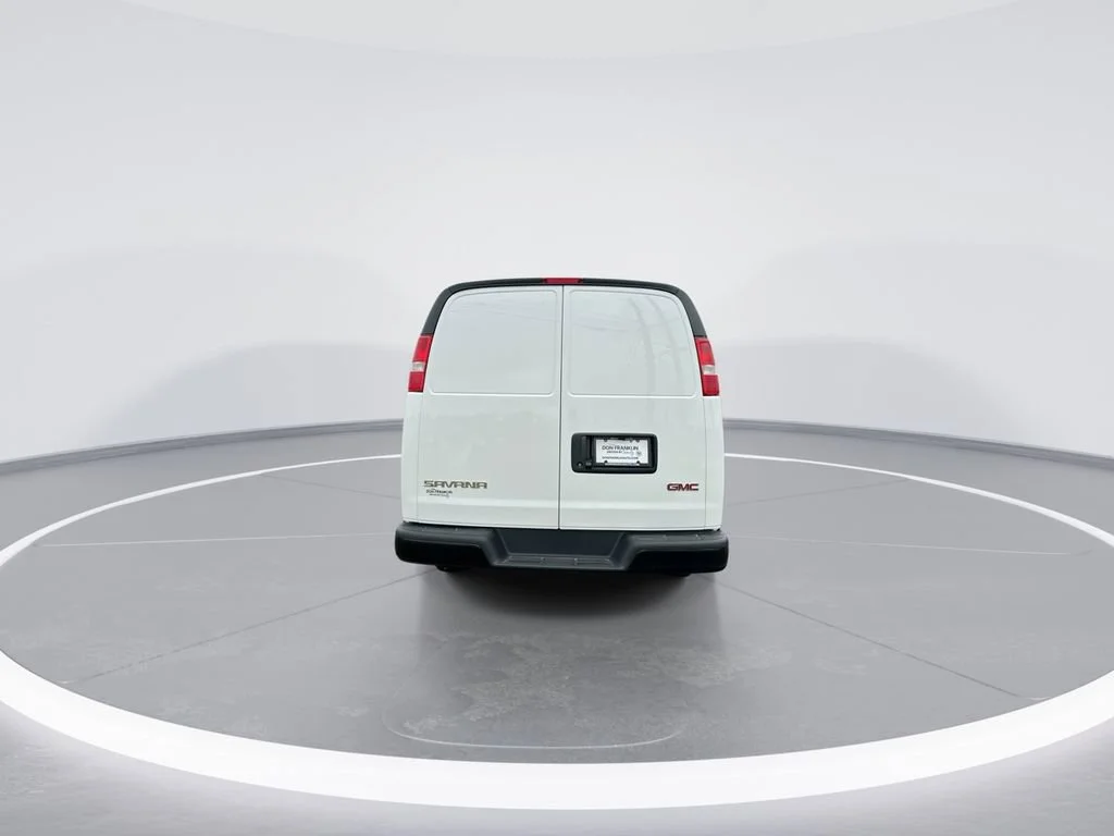 New 2025 Summit White GMC Work Van image 7