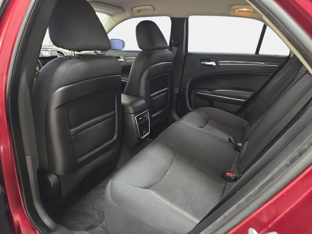 Used 2018 Velvet Red Pearlcoat Chrysler Touring image 12