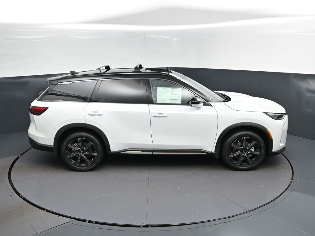New 2027 2T RAD WHT INFINITI Autograph AWD image 36