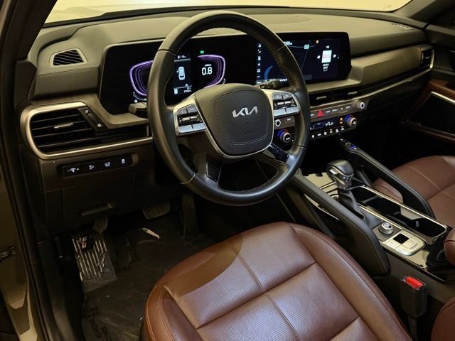 Used 2023 Moss Kia EX image 15